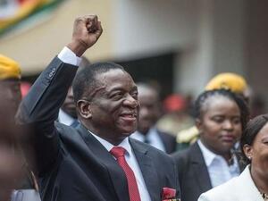 انفجار في ملعب "وايت سيتي" بزيمبابوي خلال خطاب للرئيس ايمرسون منانغاغوا ضمن حملته الانتخابية
