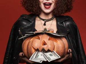 Halloween’s 8 Most Expensive Outfits! 