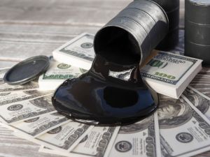 Oil prices near 3-month low as US dollar rallies