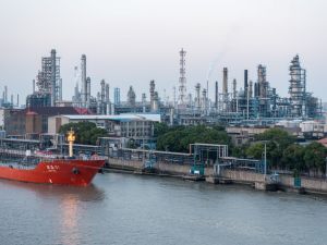 China saved $10 billion in sanctioned oil imports