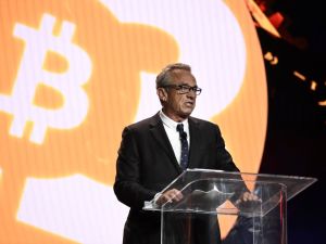 Young RFK to back dollar with Bitcoin if elected