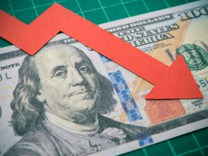 Outrage over Fitch Ratings downgrade of US credit rating