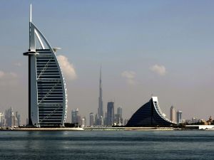 Deposits in Dubai banks hits record high of $272b