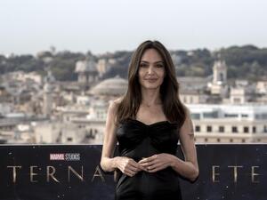 Angelina Jolie asks for donations amid earthquake