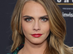 Cara Delevingne says she checked into rehab