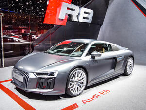 أودي تكشف النقاب عن نسخة Panther Edition الخاصة من سيارة R8