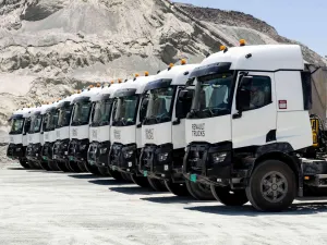 New Fleet Deal for Ten Renault Trucks K 480 6x4 Tractor in Fujairah 