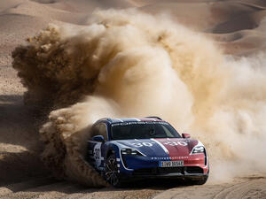  بورشه تتخطى المألوف وتصل إلى أقصى الحدود لبدء إطلاق تايكان كروس توريزمو الجديدة