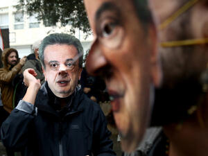 Cash-Strapped Lebanon's Crisis Worsen As Fuel Subsidies Ends
