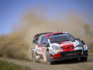 فريق "جازو للسباقات" يحتفي بالنصر بمركزين في رالي البرتغال و"تويوتا" تعزز تقدمها في ترتيب المُصنِّعين