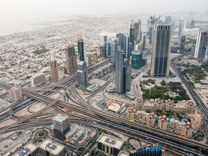 UAE: Central Bank Announces More Measures to Help Lenders 