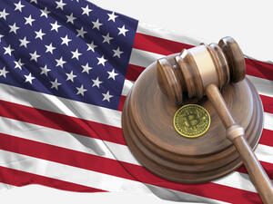 Crypto News Recap: Bitcoin Rebounds to Highest Since May, US Senators Brawl Over Crypto Tax