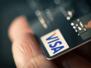"المدفوعات السعودية"  و Visa تتعاونان لطرح خدمة "قبول المدفوعات باستخدام الأجهزة الذكية"