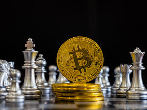 Crypto News Recap: Bitcoin Tops $62K As Traders Eyes ETF Approval