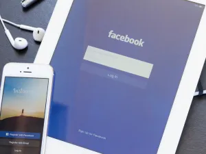 Facebook to Hire 10,000 Employee to Build ‘Metaverse’