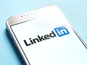 Microsoft's LinkedIn to End Services in China