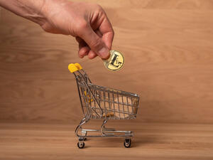 Walmart Denies Crypto Payment Partnership With Litecoin