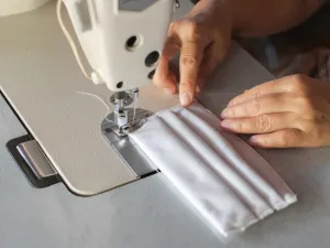 Yemen: Women Revive Country's Oldest Factory to Sew Face Masks