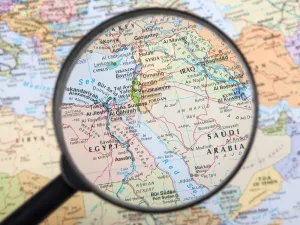 آراء متباينة لمواجهة تحديات الشرق الأوسط في دافوس