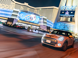 سيارة MINI الكهربائية المذهلة في لاس فيغاس