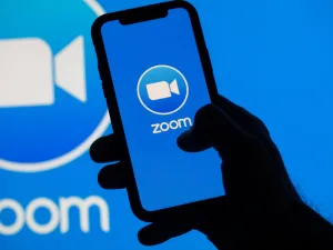 Plastic Surgery Demand Spikes because of Zoom Online Meetings