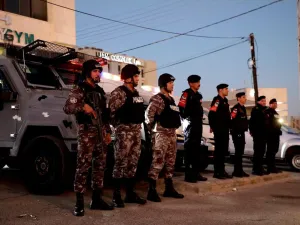 الأمن الاردني: الإرهابي المقتول بمداهمة الحسينية هو قاتل الدلابيح