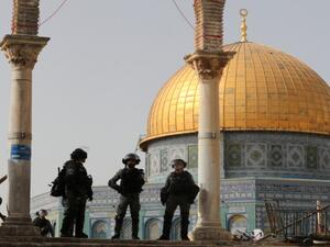 المقاومة في غزة تمهل إسرائيل حتى السادسة لسحب قواتها من الأقصى