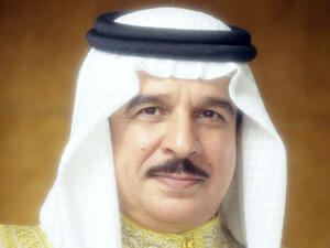 ملك البحرين يعيد تكليف ولي العهد تشكيل حكومة جديدة