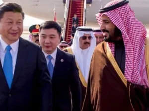 ولي العهد السعودي محمد بن سلمان والرئيس الصيني شي جين بينغ