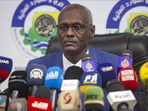 وزير الري والموارد المائية السوداني ياسر عباس