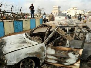 حركة الشباب تنسف مبنى في مطار وسط الصومال