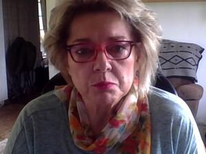 أنجيليك كوتزي، الطبيبة الجنوب إفريقية التي دقت ناقوس الخطر بشأن متحور كورونا الجديد