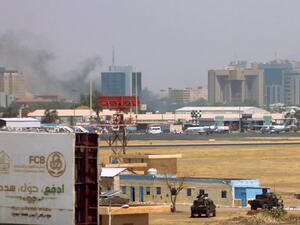 اطلاق نار يستهدف طائرة سعودية في مطار الخرطوم