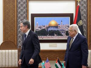 بلينكن يلتقي عباس برام الله ويدعو الى خطوات لوقف العنف