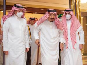 الملك سلمان يغادر المستشفى