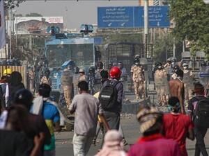 قتيل خلال تظاهرات حاشدة في ذكرى فض اعتصام الخرطوم