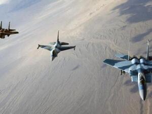 التحالف يقصف مطار صنعاء بعد إنذار المنظمات الدولية والإنسانية بإخلائه فورا