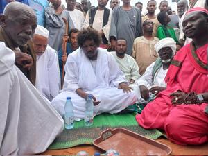 تظاهرة في الخرطوم تأييدا لمبادرة يرعاها الصوفيون ويدعمها البرهان