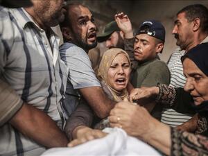 استشهاد طفلة في غزة متأثرة بجراجها وإسرائيل تنقل الأسير عواودة للمستشفى