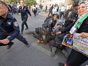 بدعوى محاولة طعن.. إصابة فلسطيني برصاص القوات الإسرائيلية في القدس