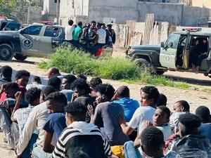 اعتقال الاف المهاجرين خلال حملة أمنية غربي ليبيا