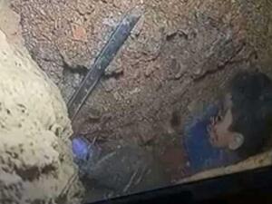 الطفل ريان .. باقي 3 امتار فقط