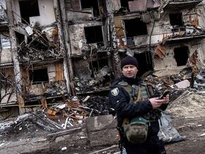 الجيش الروسي يحكم حصار كييف والمدينة "على شفا كارثة إنسانية"