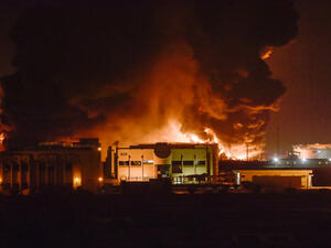 السعودية لن تتحمل مسؤولية أي نقص في إمدادات النفط نتيجة الهجمات الحوثية