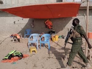 هجوم انتحاري على فندق يقيم فيه مسؤولون حكوميون في مقديشو