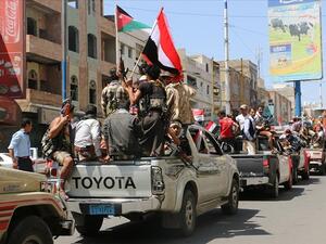 تنفيذا لاتفاق الرياض.. "الانتقالي" يبدأ سحب قواته من عدن