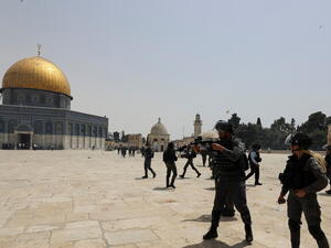 المتطرف يهودا غليك يقود اقتحاما للأقصى قبيل مسيرة الأعلام