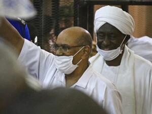 تأجيل محاكمة البشير في قضية انقلاب 1989