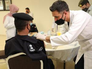 توجه في الاردن للسماح لمتلقي اللقاح بالتجول خلال الحظر