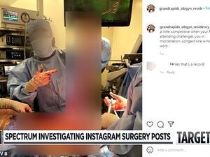 أطباء يلهون بأعضاء مستأصلة من مرضى بغرفة العمليات